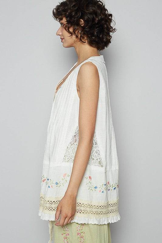 POL Embroidered Lace Detail V-Neck Sleeveless Top - Mayzelyn Shop